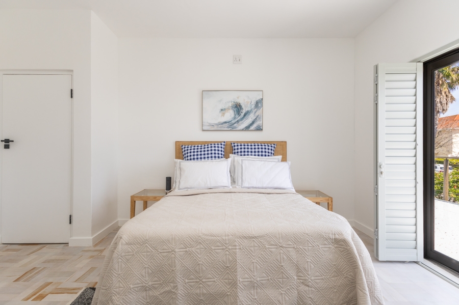 To Let 3 Bedroom Property for Rent in Camps Bay Western Cape